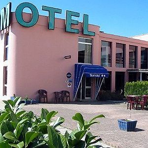 Hotel Bomotel